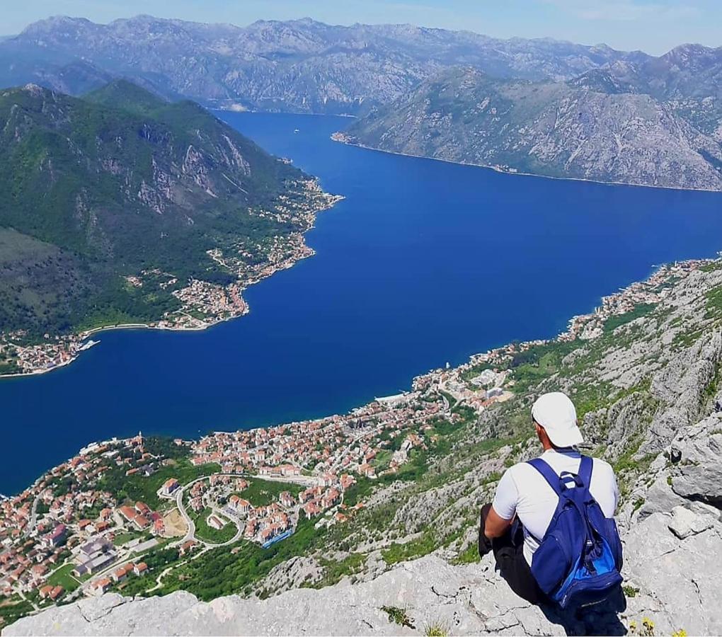 Apartments Pejanovic Kotor Luaran gambar