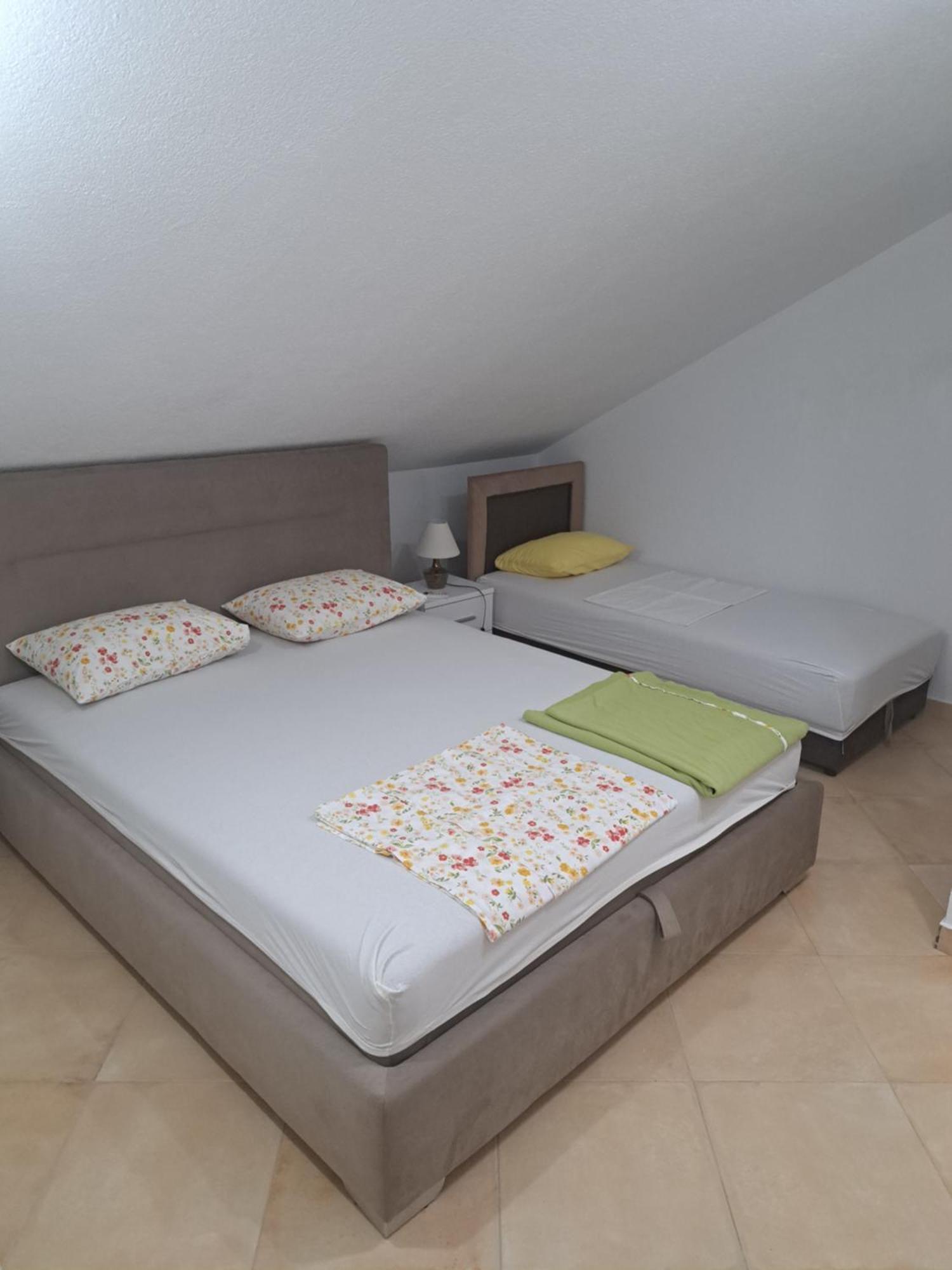 Apartments Pejanovic Kotor Luaran gambar