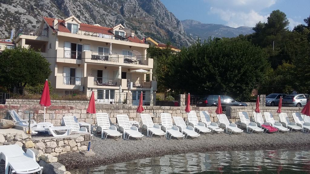 Apartments Pejanovic Kotor Luaran gambar