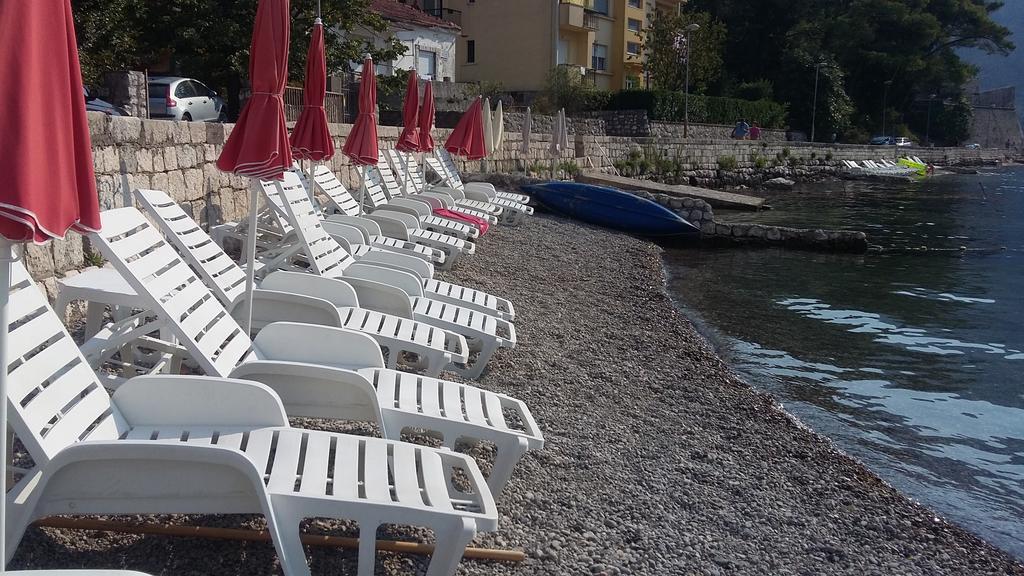 Apartments Pejanovic Kotor Luaran gambar